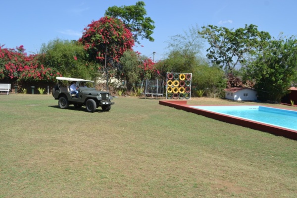 Swimming pool Resorts in masinagudi